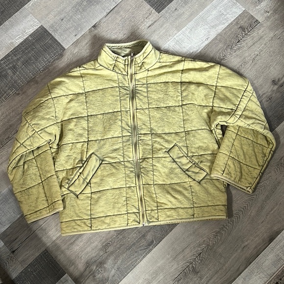 NWOT Forever 21 Light Olive Quilted Zippered Jacket Womens Sz Sm Chartreuse Lime - Picture 2 of 4